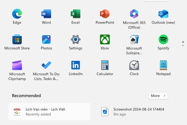 Cách xem lịch âm trên Windows 10