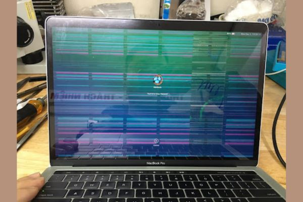 Lỗi màn hình MacBook Pro 2017