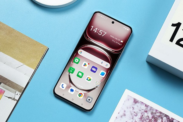 Màn hình Oppo Reno12