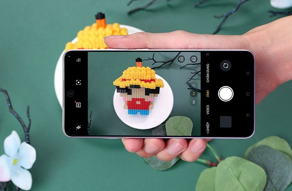 Nguyên nhân camera sau Oppo Reno11 F bị hỏng