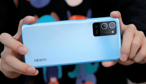 Nguyên nhân dẫn đến kính camera Oppo A56 bị hư