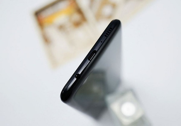 Samsung A40s hư loa ngoài