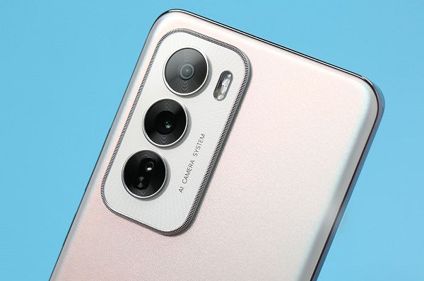 Thay camera sau Oppo Reno12