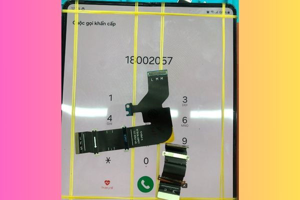 Thay cáp gập Samsung Z Fold 4