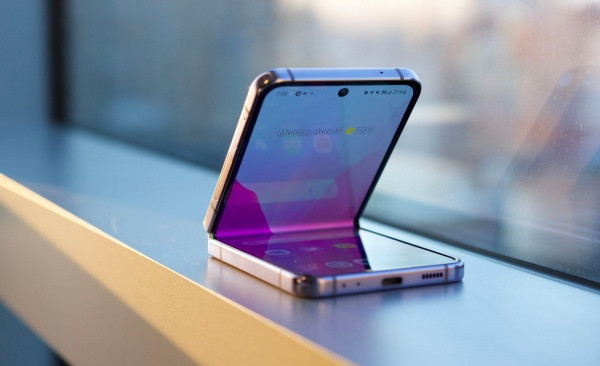 Thay cáp nối Samsung Z Flip 4