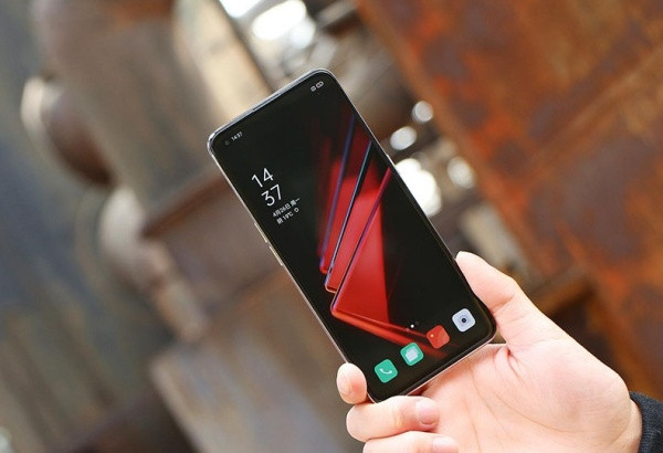 Thay kính Oppo K9
