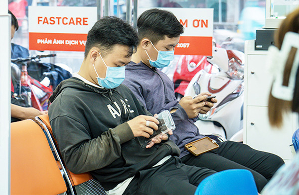 Thay nắp lưng Oppo A72 ở đâu uy tín