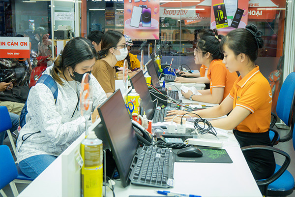 Thay vỏ Samsung S21 FE ở đâu uy tín?