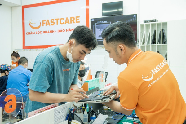 Màn hình Macbook bị chớp