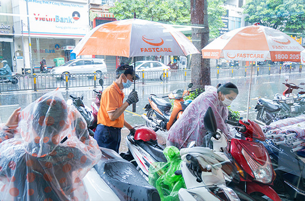 Vì sao bạn nên sửa điện thoại tại FASTCARE