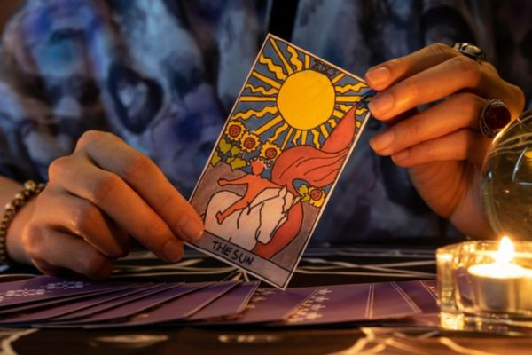 Ai có thể xem Tarot trên Zalo