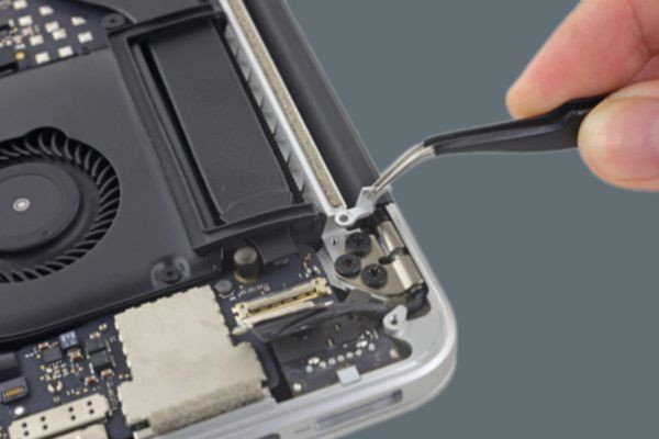 Cách sửa lỗi cáp màn hình MacBook Cách sửa lỗi cáp màn hình MacBook