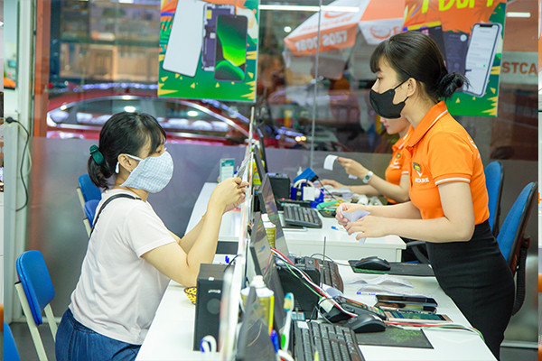 FASTCARE thay chân sạc iPad Pro 11 2020 tận tâm