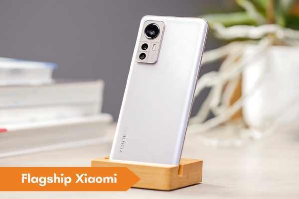 Flagship OPPO Flagship OPPO
