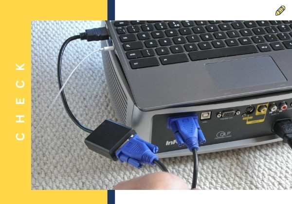 Kiểm tra kết nối dây cáp và Jack cắm màn hình với Laptop 