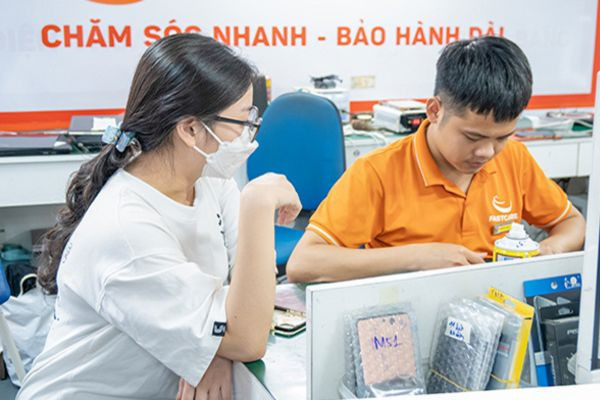 Một số câu hỏi thường gặp khi khách hàng chọn dịch vụ thay mic Oppo A72 tại FASTCARE