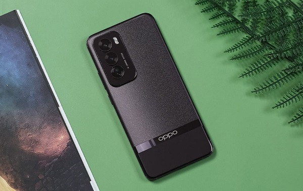 Nắp lưng Oppo Reno12 Pro