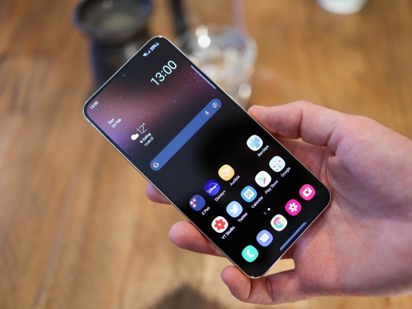 Rung Samsung S22 Plus hư hỏng