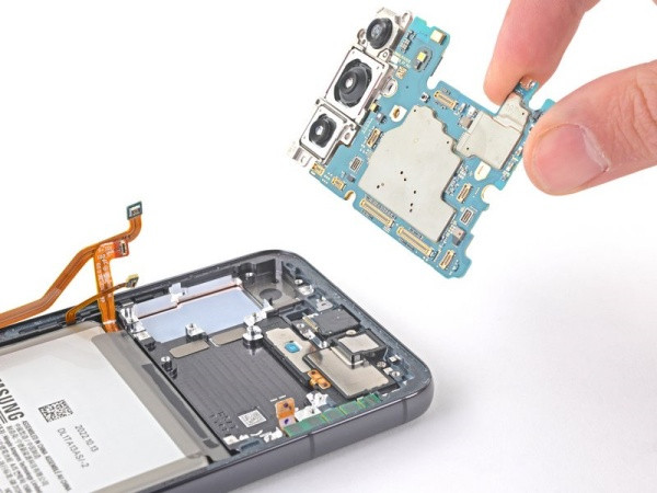 Thay main Samsung S22 Plus khi nào?