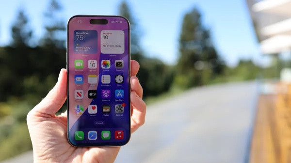 Thay mặt kính iPhone 16 Pro Thay mặt kính iPhone 16 Pro