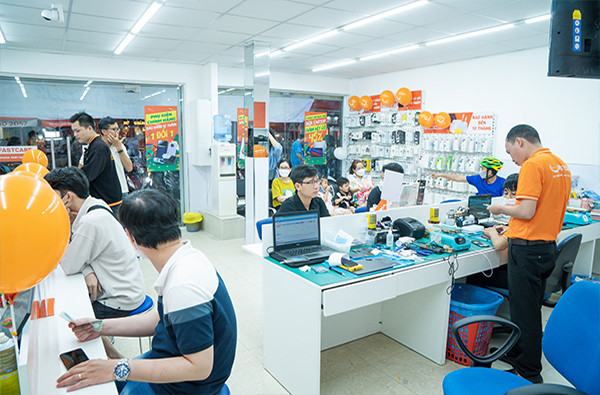 Thay mic Xiaomi Redmi K70 Pro tại FASTCARE
