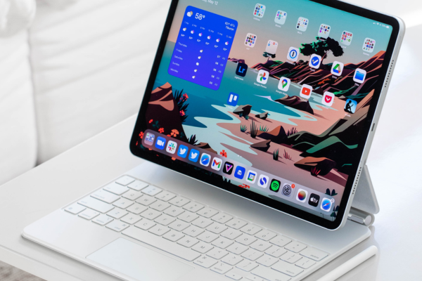 Vì sao mặt kính iPad Pro 12.9 2021 bị hỏng