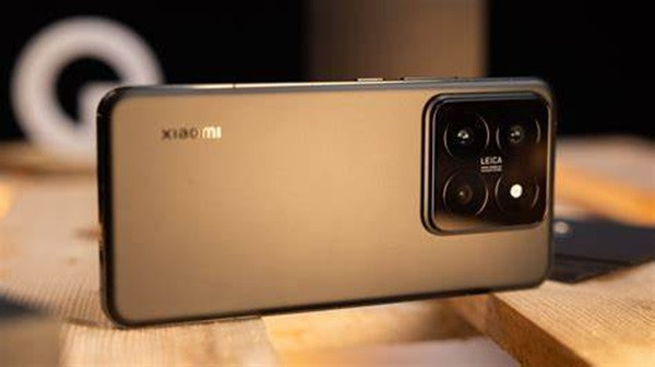 Dưới đây là những dấu hiệu hỏng kính camera thường gặp