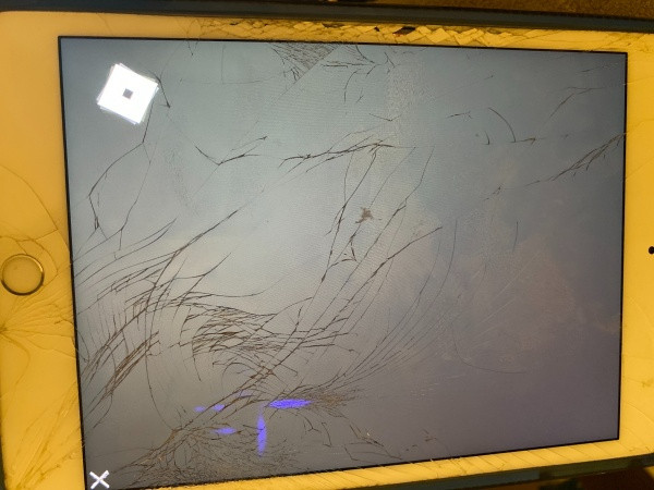 iPad Mini 5 hư mặt kính