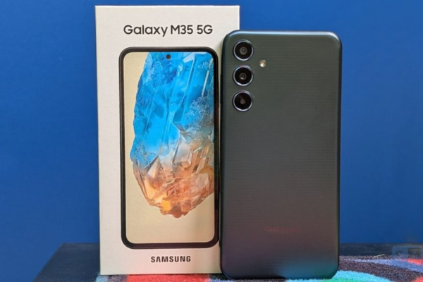 Khi nào nên thay nắp lưng Samsung M35?