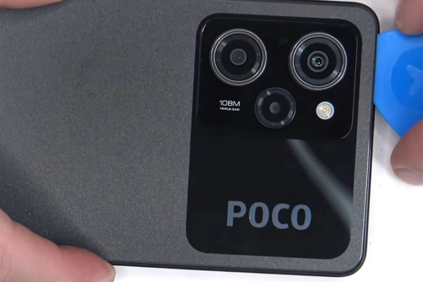 Nguyên nhân kính camera Xiaomi POCO X5 bị hỏng