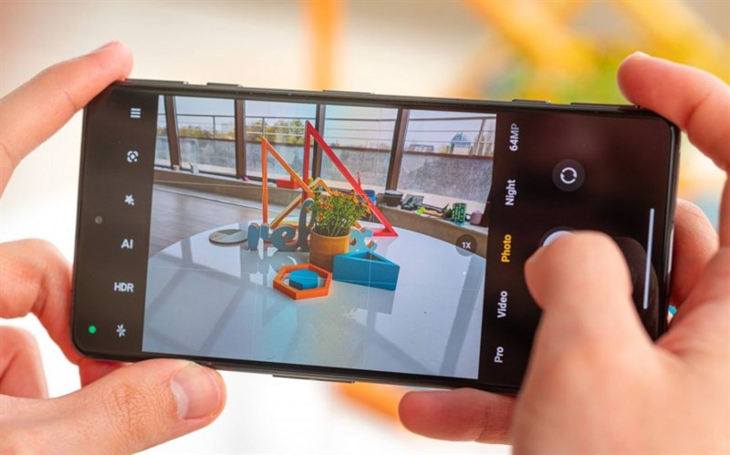 thay camera sau Xiaomi POCO F4
