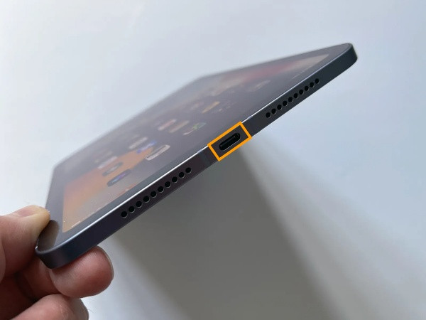Thay chân sạc iPad Mini 6 Thay chân sạc iPad Mini 6