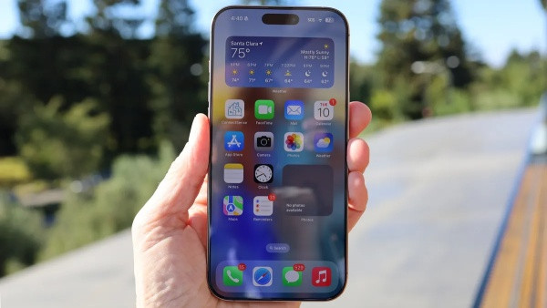 Thay màn hình iPhone 16 Pro Max