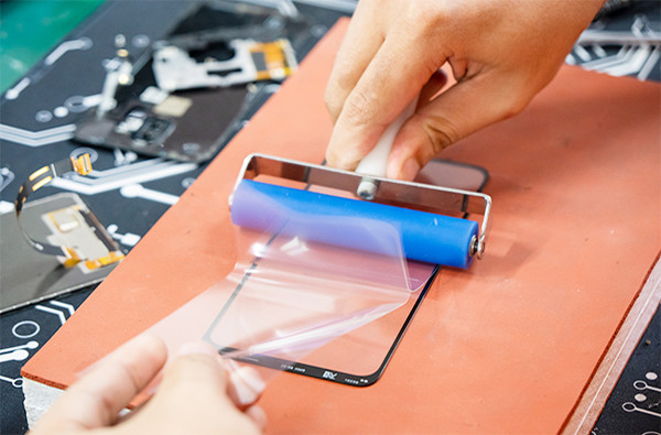 Thay mặt kính Xiaomi POCO X4 Pro chuẩn xác và chất lượng
