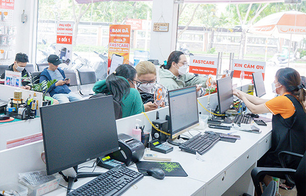 trung tâm thay mặt kính Xiaomi Redmi 14C