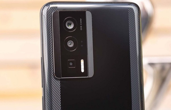 Camera sau Xiaomi POCO F5 Pro Camera sau Xiaomi POCO F5 Pro