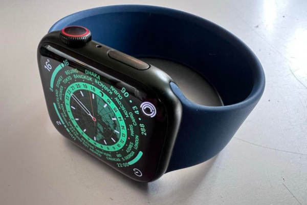 Khi nào nên thay vỏ Apple Watch Series 8?