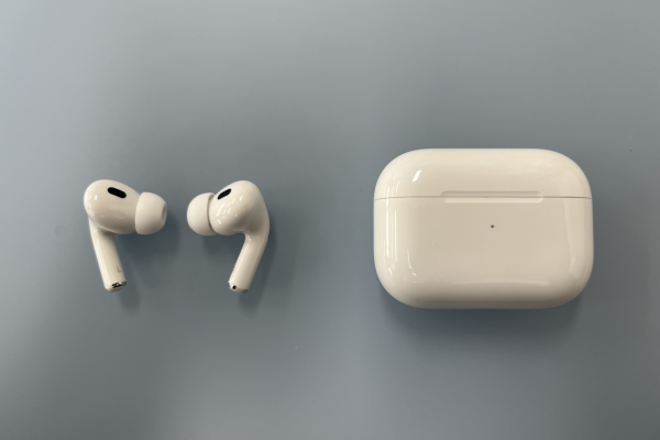 Lý do cần thay vỏ AirPods khi bị xuống cấp