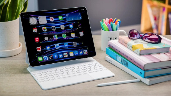 Mặt kính iPad Pro M2 12.9 2022 Mặt kính iPad Pro M2 12.9 2022
