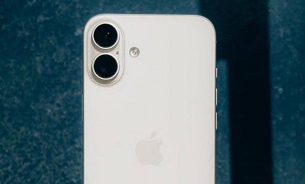 Nên thay kính camera iPhone 16 Plus ở đâu?
