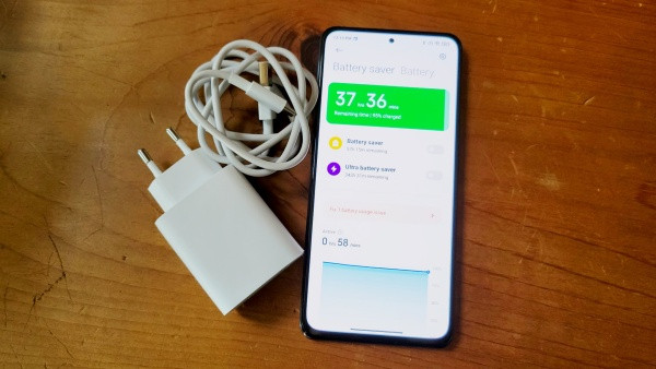 Pin Xiaomi POCO F3 bị chai