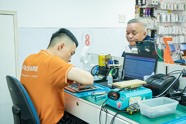 Thay loa trong Xiaomi POCO F3 chất lượng