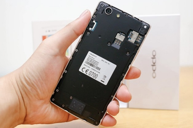 Thay pin Oppo Neo 5