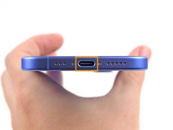 Chân sạc iPhone 16