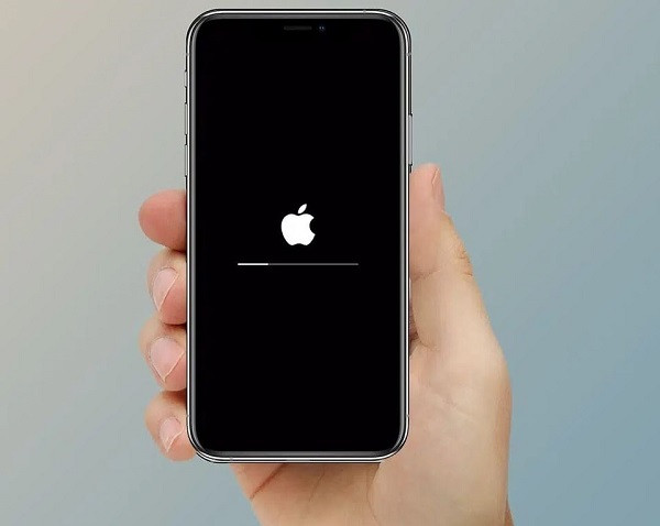Dấu hiệu iPhone 11 hỏng main