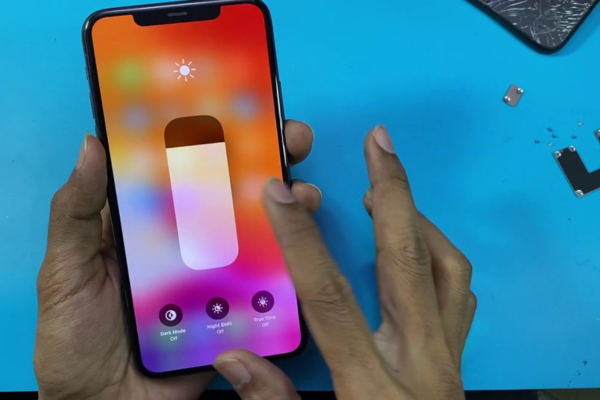 Khi nào nên Fix True Tone iPhone 11 Pro?