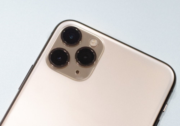 IC camera iPhone 11 Pro Max hư hỏng