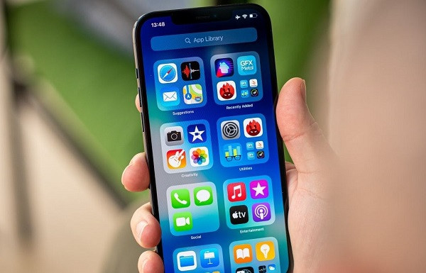 iPhone 12 Pro Max hỏng IC camera