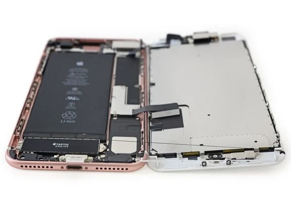 Nguyên nhân dẫn đến roong iPhone 11 Pro Max bị hư