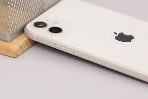 Nguyên nhân iPhone 11 hỏng ổ cứng